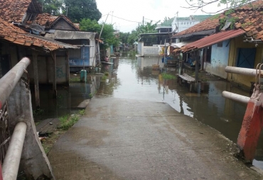 sebagian rumah warga kena banjir akibat hujan deras
