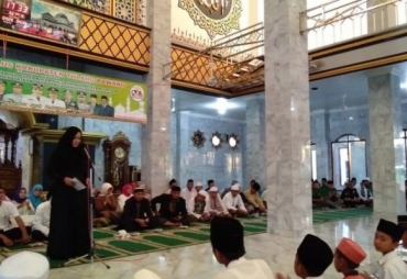 Bupati Tulang Bawang Winarti