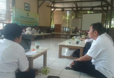 para perangkat desa saat ikut peningkatan kapasitas