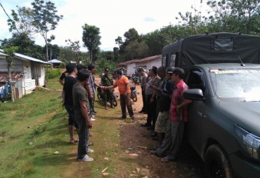 Cari Lowongan Kerja, Dapat Tusukan Karyawan