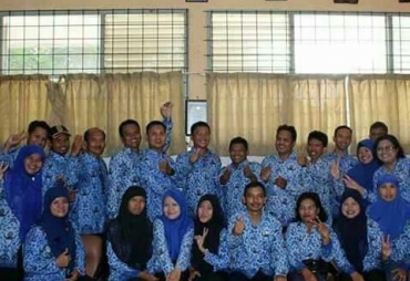 Foto Bersama Dalam Rangka Peringati HUT Korpri