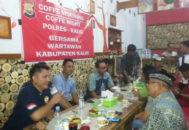 Kapolres Kaur Gelar Coffe Night Dengan Media