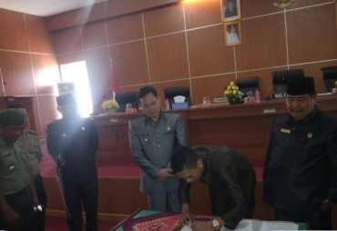 Tampak Penandatangan Berita Acara