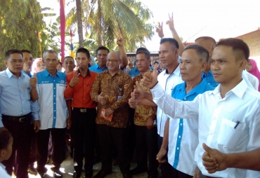 Ketua Merah Putih saat bersama staf Kepresidenan