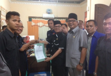 Penyerahan Berkas Caleg DPD PAN PALI