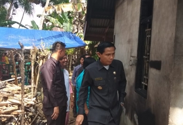 Gusril Fauzi Memgunjungi Korban Kebakaran