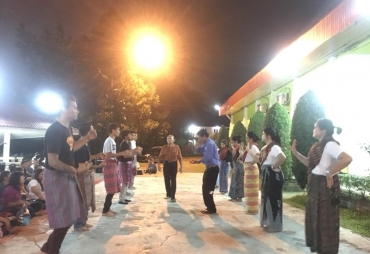 Tampak Pemuda-pemudi Latihan Tari Tradisional