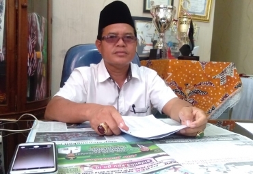 Kepala Sekolah SMPN 1 Kota Bengkulu