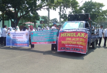 Suasana Aksi Unjuk Rasa