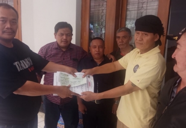 Nurhasan Serahkan Berkas Dukungan