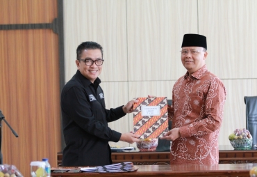 Tampak