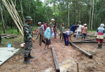 Babinsa : Persatuan Tumbuh Karena Kebersamaan.