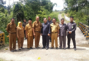 Bupati Karo Tinjau Jembatan Perjuangan Pahlawan Nasional "Kiras Bangun” 