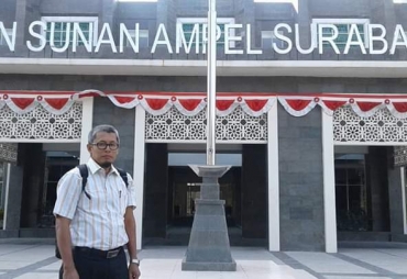 Dr.Elfiandri, M.Si Dosen Universitas Islam Negeri Sultan Syarif Kasim Riau (UIN Suska Riau)
