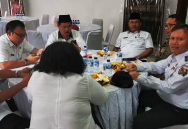 Dinas Perhubungan karo Gelora Fajar, disela sela rumah dinas Bupati Karo menghadiri acara pawai anak ditemui awak media