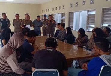 14 Pasangan Mesum Digelandang Satpol PP Karawang 