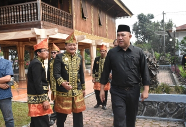 Rencana Pembangunan Museum Etnografi Bupati dan Arsitek Tinjau Lokasi