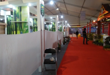 Beberapa Stand
