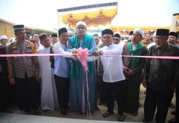 Bupati Labuhanbatu Kunjungi Pesantren Darus Sholihin