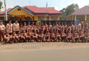 Camat Marigi Sakti Lepas Kontingen Jambore Pramuka