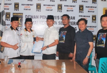 Fauzi Direktur MTI Daftar Ke PKS RL Terakhir