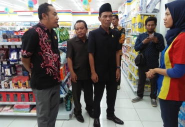Dewan Kota Minta Indomaret Tak Berizin Ditutup