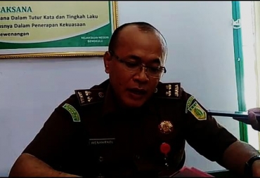 Jaksa Penuntut Umum (JPU) Kejati Bengkulu Wenharnoi SH MH