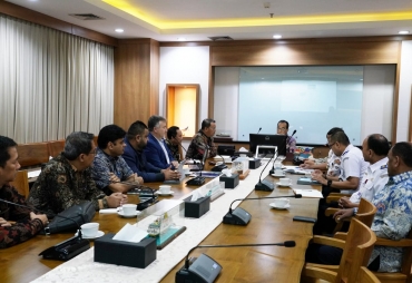 Rapat Bersama Menhub RI Gubernur Rohidin Pastikan Pelabuhan Enggano Segera Dinormalisasi