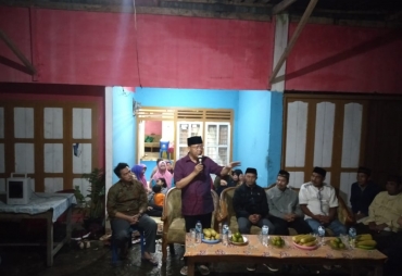 Kunjungi Masyarakat Sindang Jaya dan Sindang Jati Gubernur Rohidin Petakan Pembangunan
