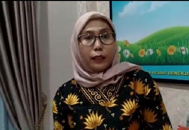 Yuli Herawati selaku Jaksa Penuntut Umum (JPU) 