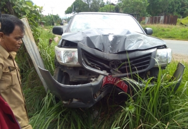 Tampak Mobnas PUPR Benteng yang mengalami kecelakaan 