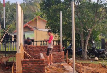 Tampak Bangunan yang sdang dikerjakan