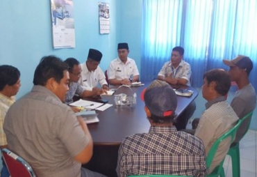 Rapat Mediasi terkait tower milik PT Tower Bersama Group di RT 17 Kelurahan Penurunan