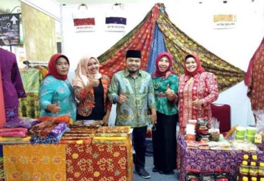 Pemkot Bengkulu melalui Dinas Koperasi dan UKM Kota Bengkulu turut berpatisipasi dalam BITTEC ( Bandung Invesment, Tourism, Trade &amp; Export Commodity) EXPO 2016 di BTC FASHION Mall Bandung, Jawa Barat
