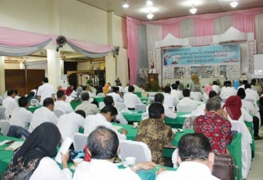 Sosialisasi dan lokakarya strategi komunikasi program Kotaku di Graha Asiah Wedika Hotel