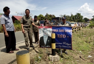 Alat Peraga Kampanye yang ditertibkan Tim KPU